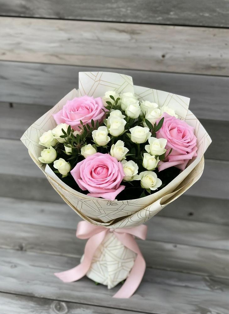 Букет цветов из: Розы в Чернолесском