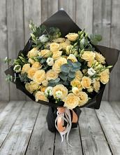 Букет цветов из:  Розы и Лизиантусы #REPLACE_PRED# Чернолесском