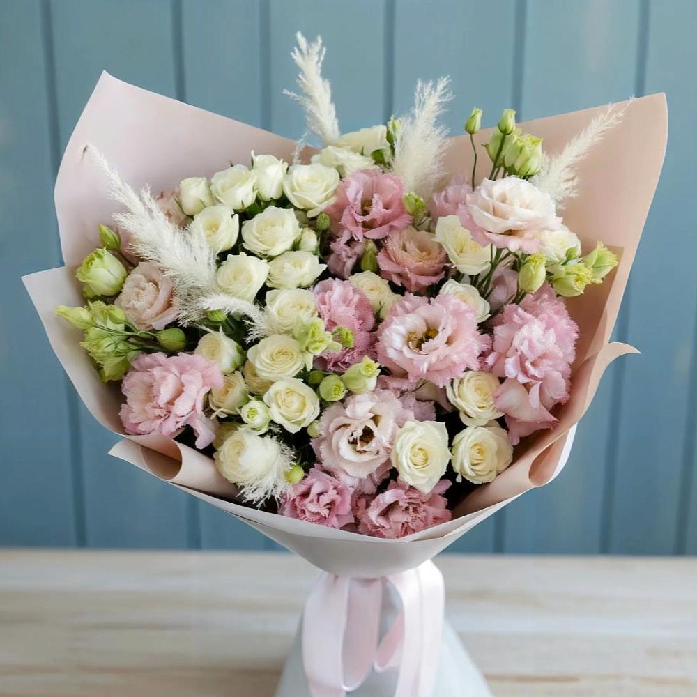 Букет цветов из: Альстромерии и Розы в Чернолесском