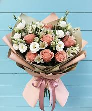 Букет цветов из:  Розы, Альстромерии и Лизиантусы #REPLACE_PRED# Чернолесском