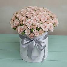 Цветочная композиция из Розы в шляпной коробке в Чернолесском