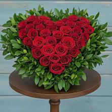 Цветочная композиция из Розы в виде сердца #REPLACE_PRED# Чернолесском