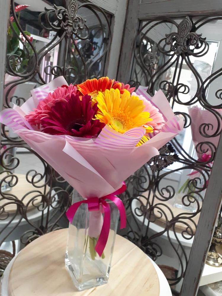 Букет цветов из: Герберы в Чернолесском