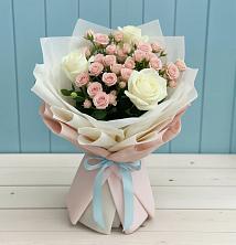 Букет цветов из:  Розы в Чернолесском