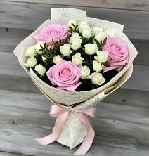 Букет цветов из:  Розы в Чернолесском