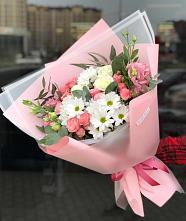 Букет цветов из:  Розы, Лизиантусы и Хризантемы в Чернолесском