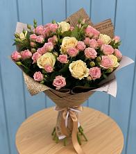 Букет цветов из:  Розы в Чернолесском