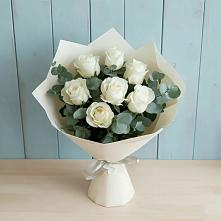Букет Белые розы в Эвкалипте в Чернолесском