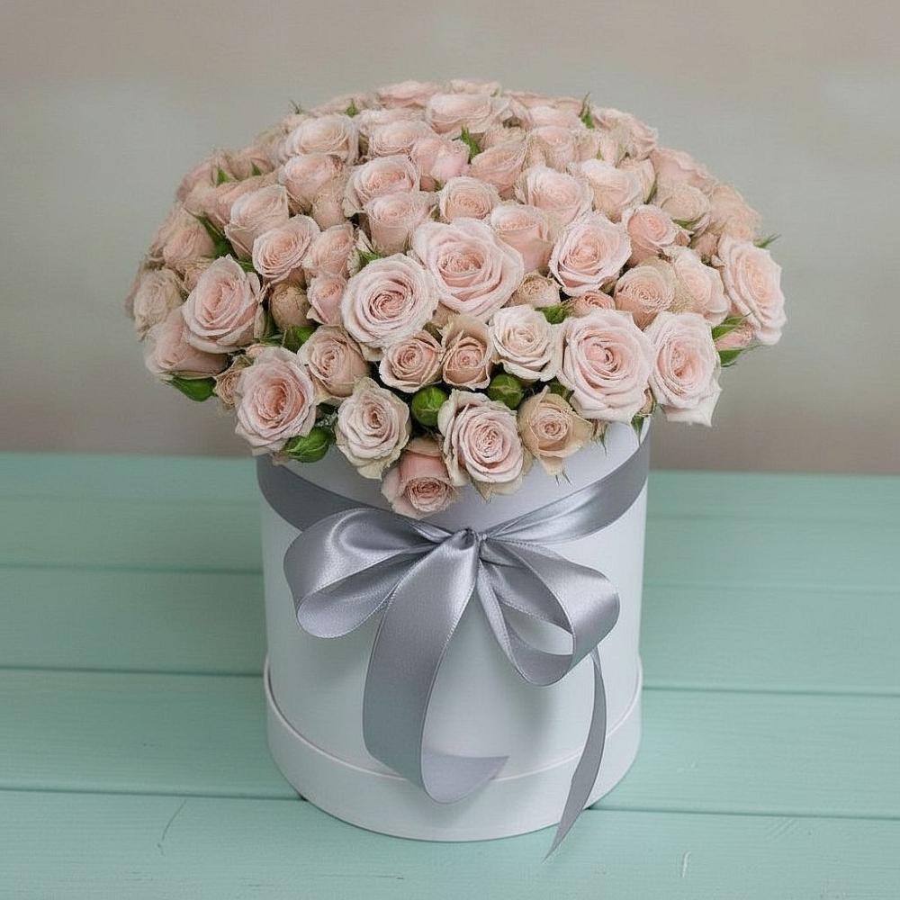 Цветочная композиция из Розы в шляпной коробке в Чернолесском